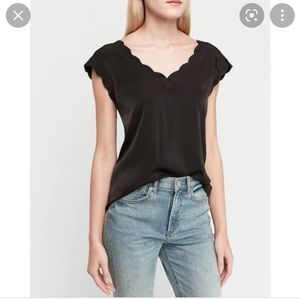 Express Satin Scalloped Top small black